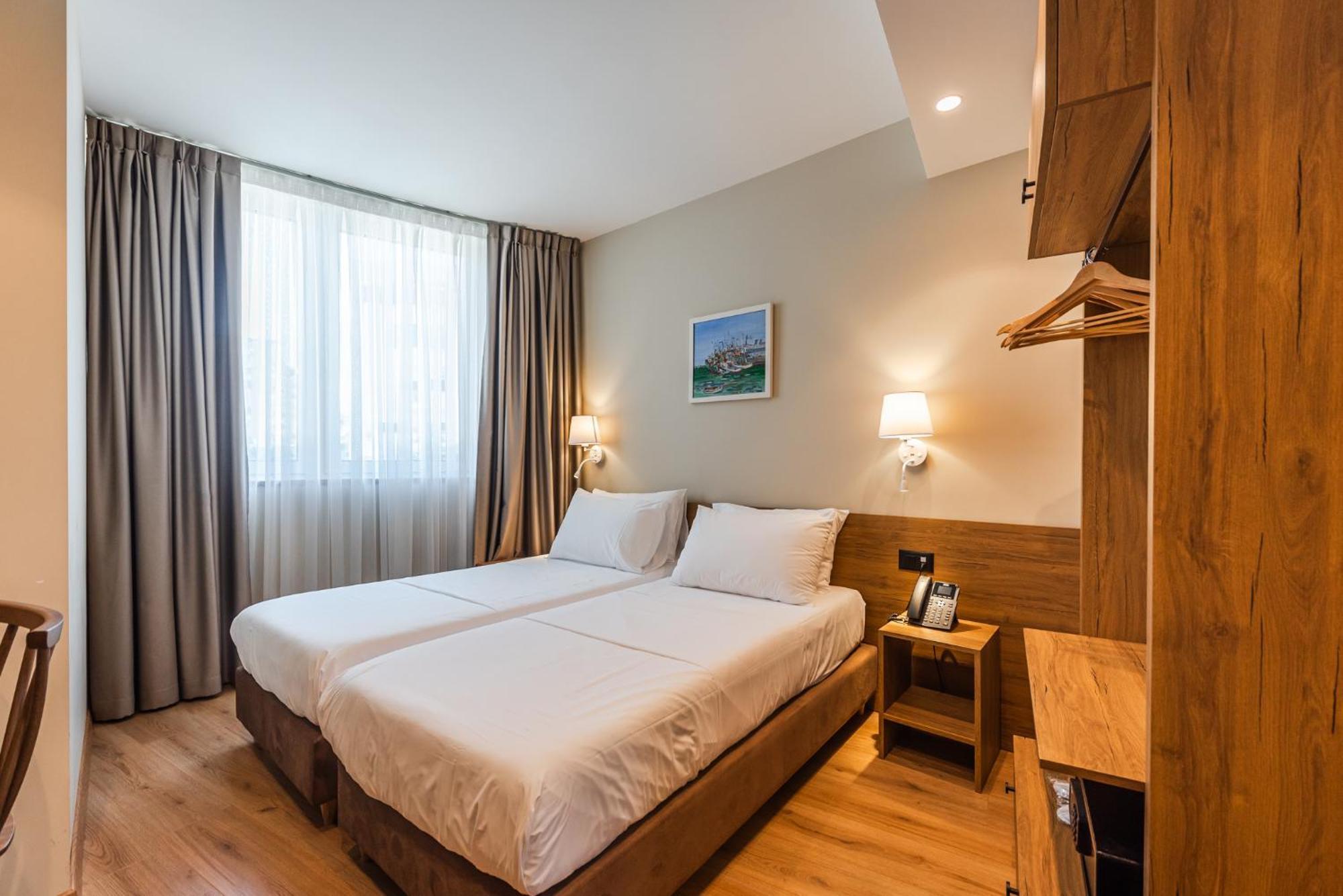 Aragosta Hotel Durrës Eksteriør billede