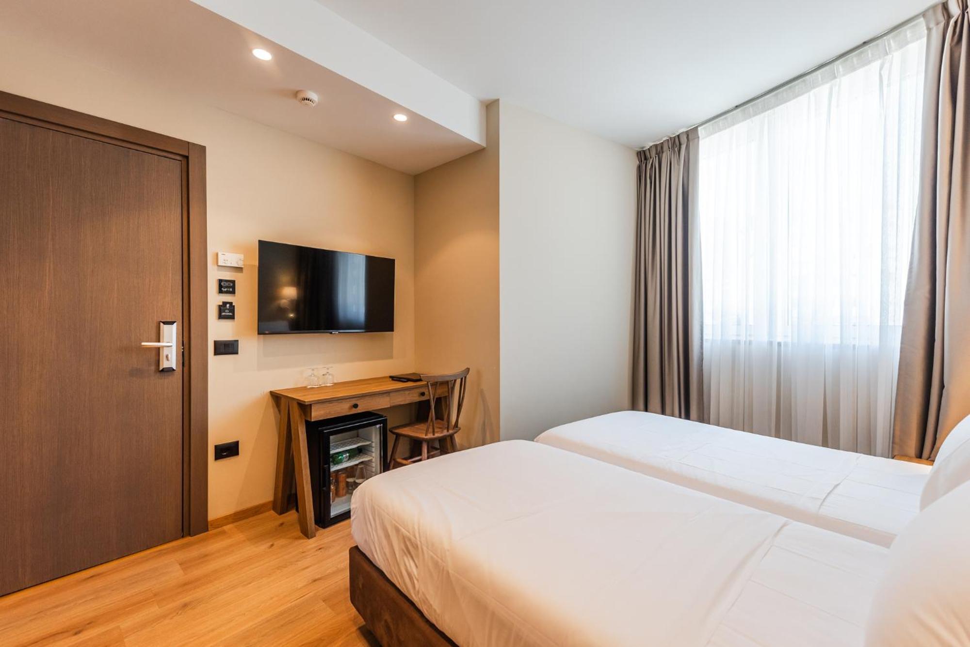 Aragosta Hotel Durrës Eksteriør billede