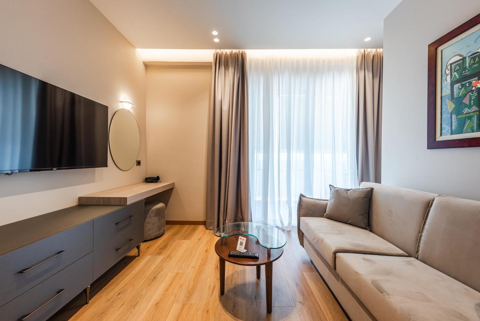 Aragosta Hotel Durrës Eksteriør billede