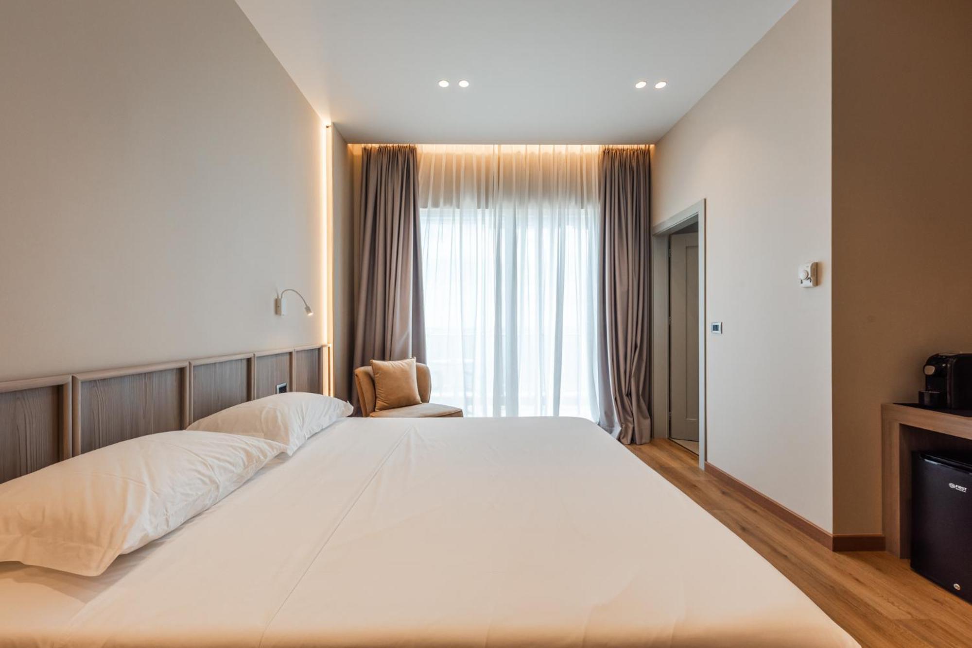 Aragosta Hotel Durrës Eksteriør billede